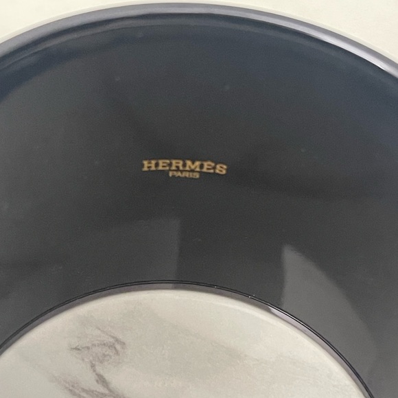 Hermes large cuff bracelet black enamel - Picture 6 of 15